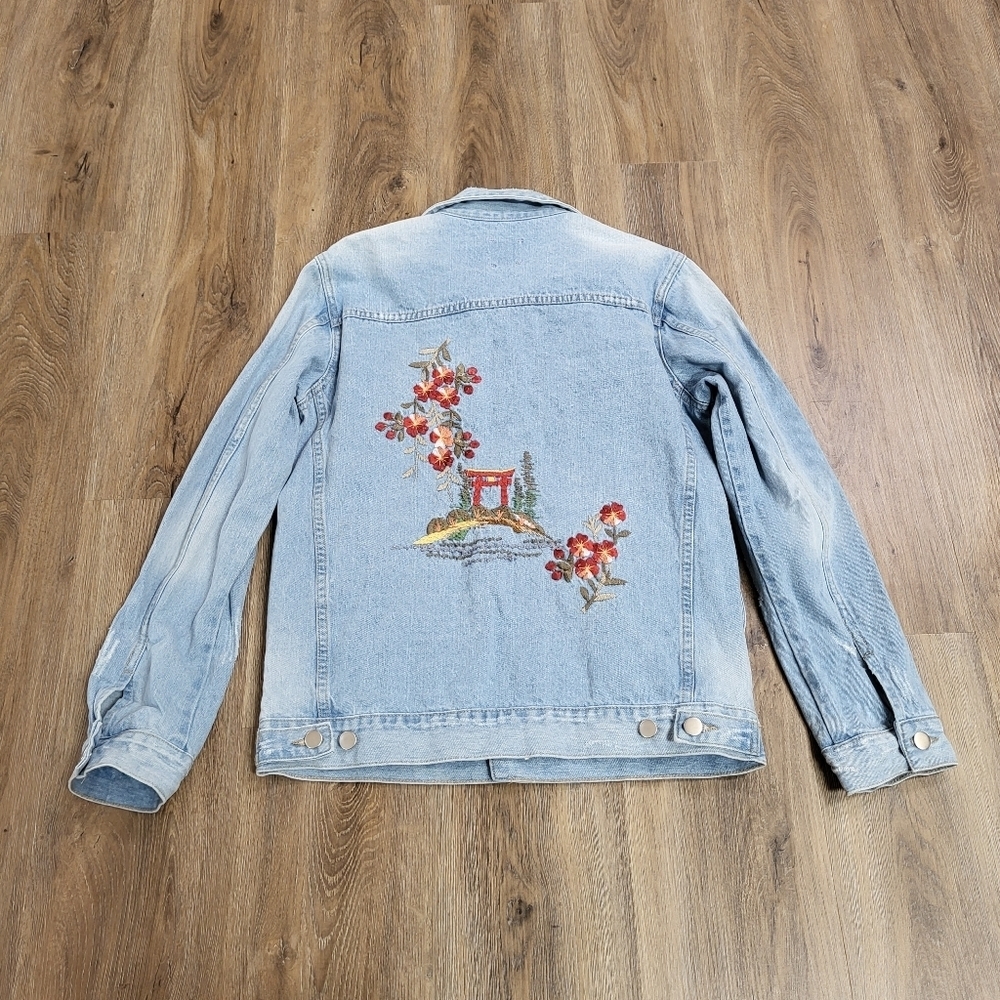 Laju Los Angeles Sakura Cherry Blossom Embroidered Denim Jacket M